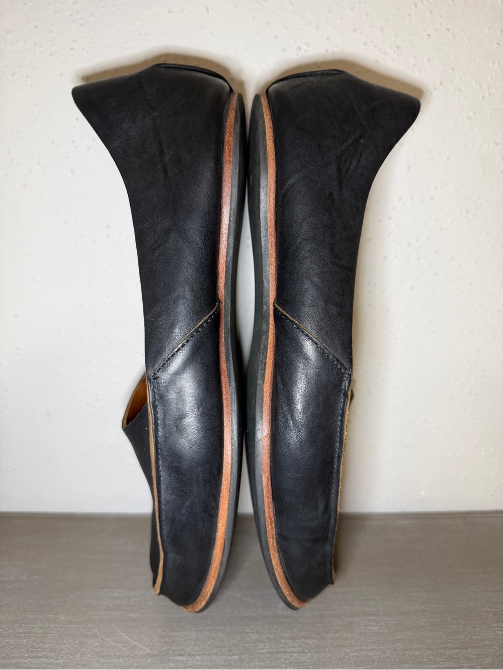 Cydwoq Cliff Dweller Women's Italian Leather Loafers Size 10.5 Made in CA - Picture 7 of 11